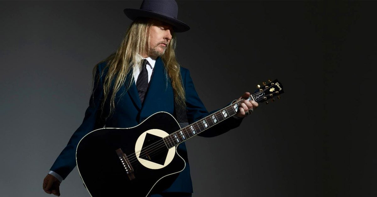 Jerry Cantrell Partners with Gibson for Two Special Edition Acoustic